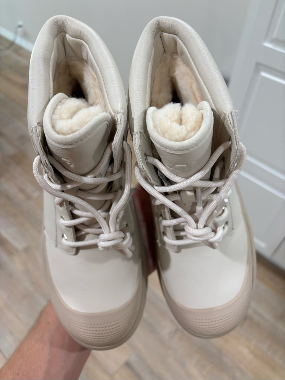 UGG Neumel High Weather Hybrid Insulated Boots WP Women’s Size 7 NEW | 1158208 - Picture 2 of 5